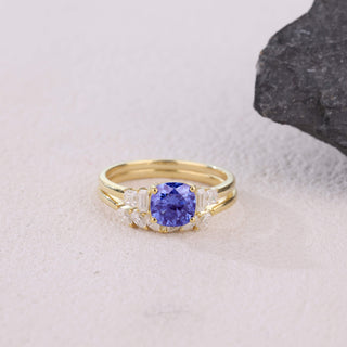 Imperial Tide · Cushion Cut Moissanite Bridal Set