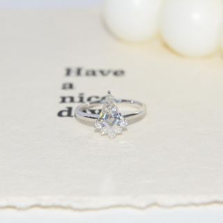 Chronos Whisper· Kitecut promise ring