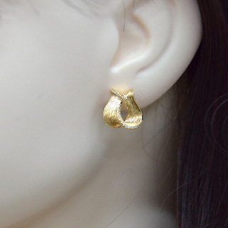 925 Italian Silver Earring Threaded ribbon knot inlaid ear studs