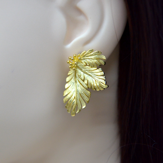 925 Italian Silver Earring Bud with three-petaled leaf earrings
