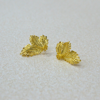 925 Italian Silver Earring Bud with three-petaled leaf earrings